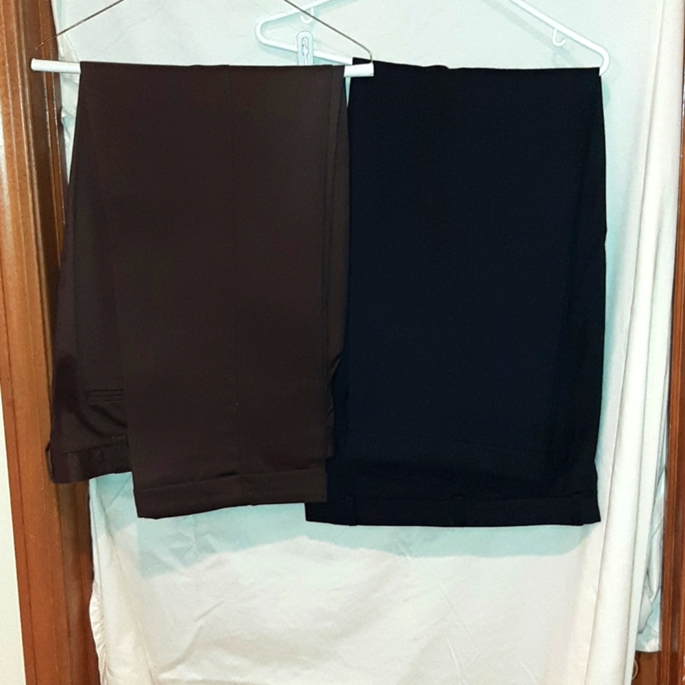 2 pair of men's dress slacks. Tommy Hilfiger/Polo University Club. W34×L32.